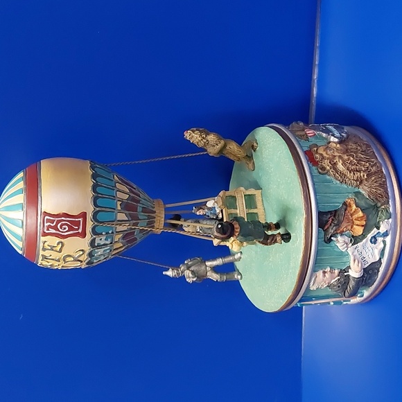Ardleigh Elliott "Over The Rainbow" State Fair Carousel Music Box - Picture 2 of 9